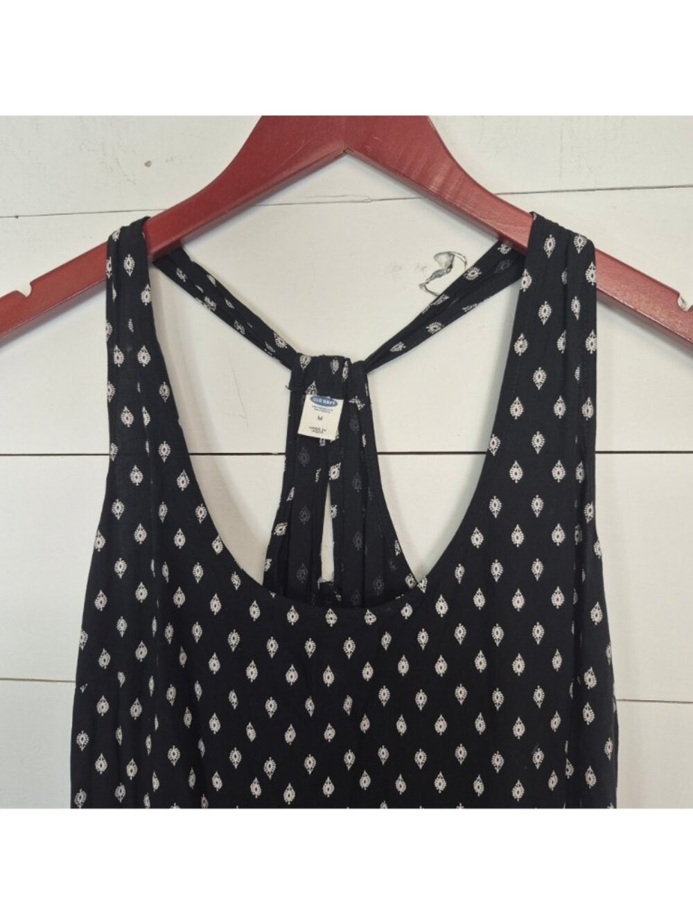 Old Navy Black Sleeveless Midi Dress With White Diamond Print & Back Tie Detail - Picture 4 of 7